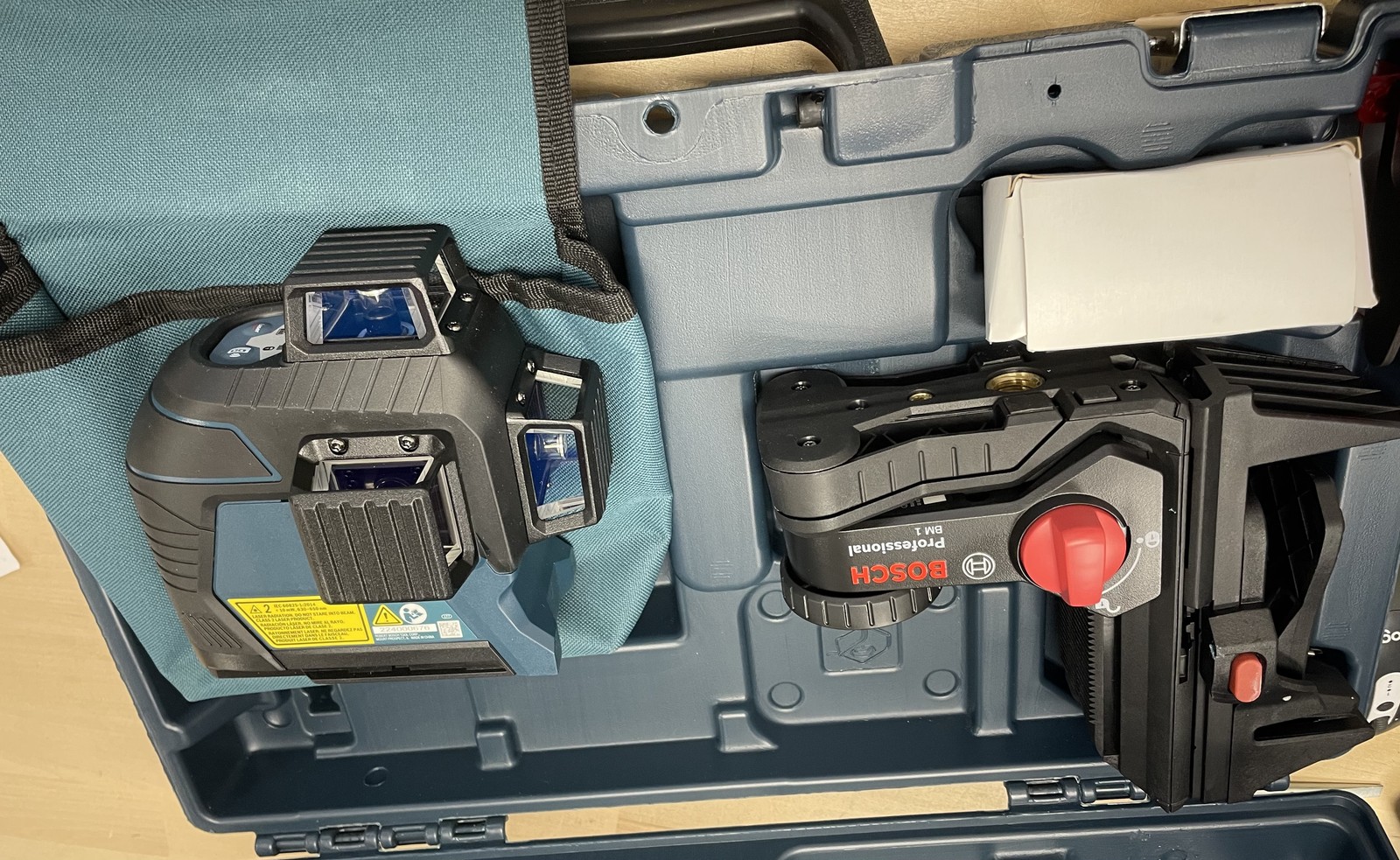BOSCH GLL3-300 200 Ft 360 degree Three-Plane Leveling and Alignment-Line Laser gallery