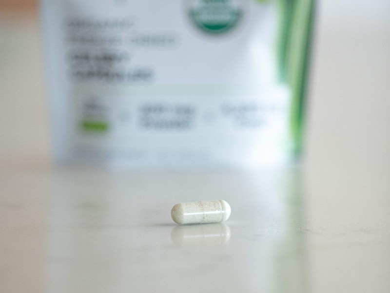 Organic Celery Capsules gallery