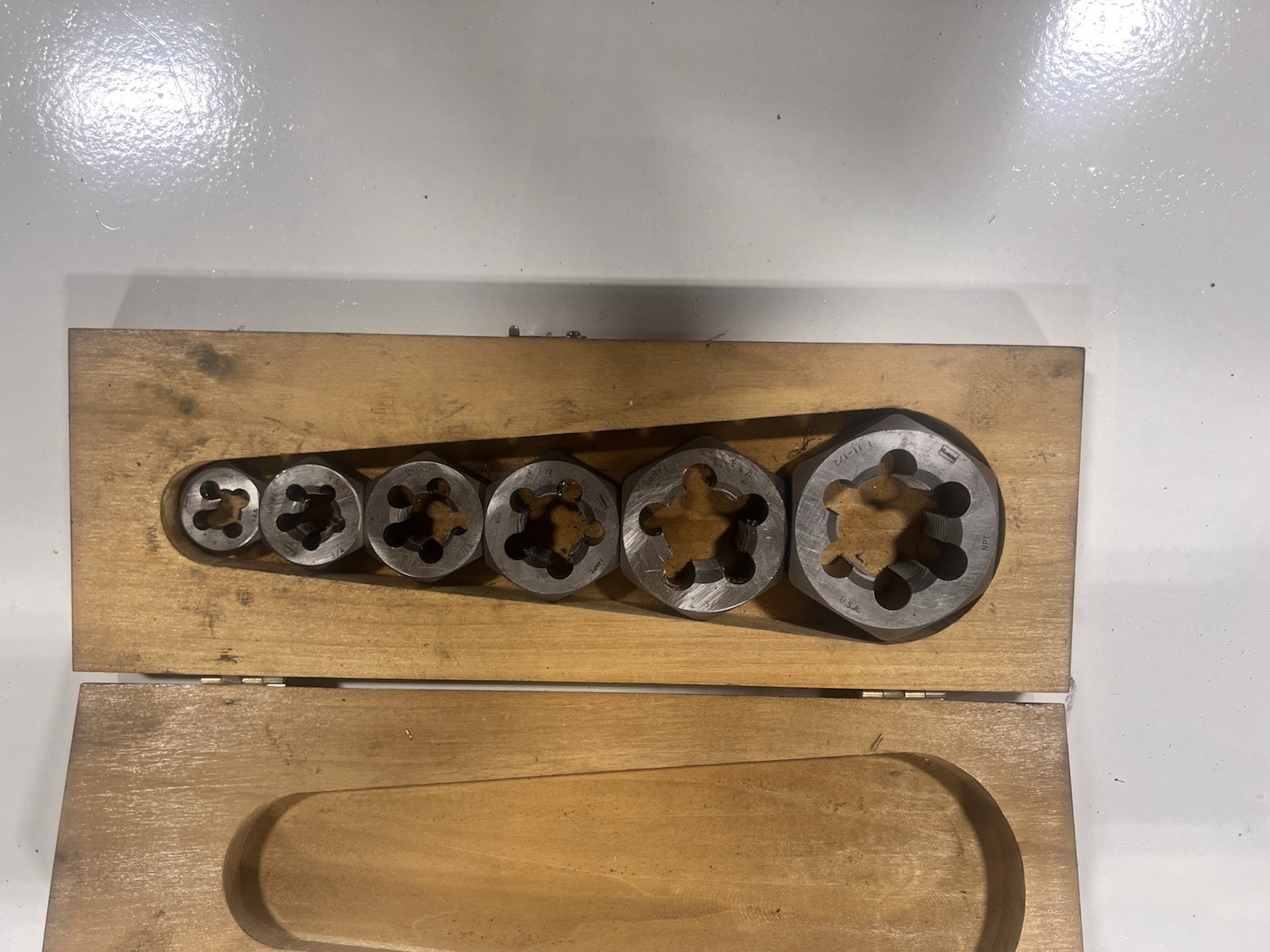 Irwin Hanson Vintage Die Set Complete Set 1/8 To 1-1/2” 11 gallery