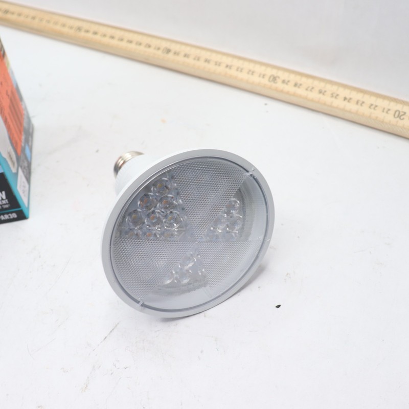 EcoSmart LED Floodlight/Spotlight Bulb Dimmable White PAR30 75W Eqv gallery
