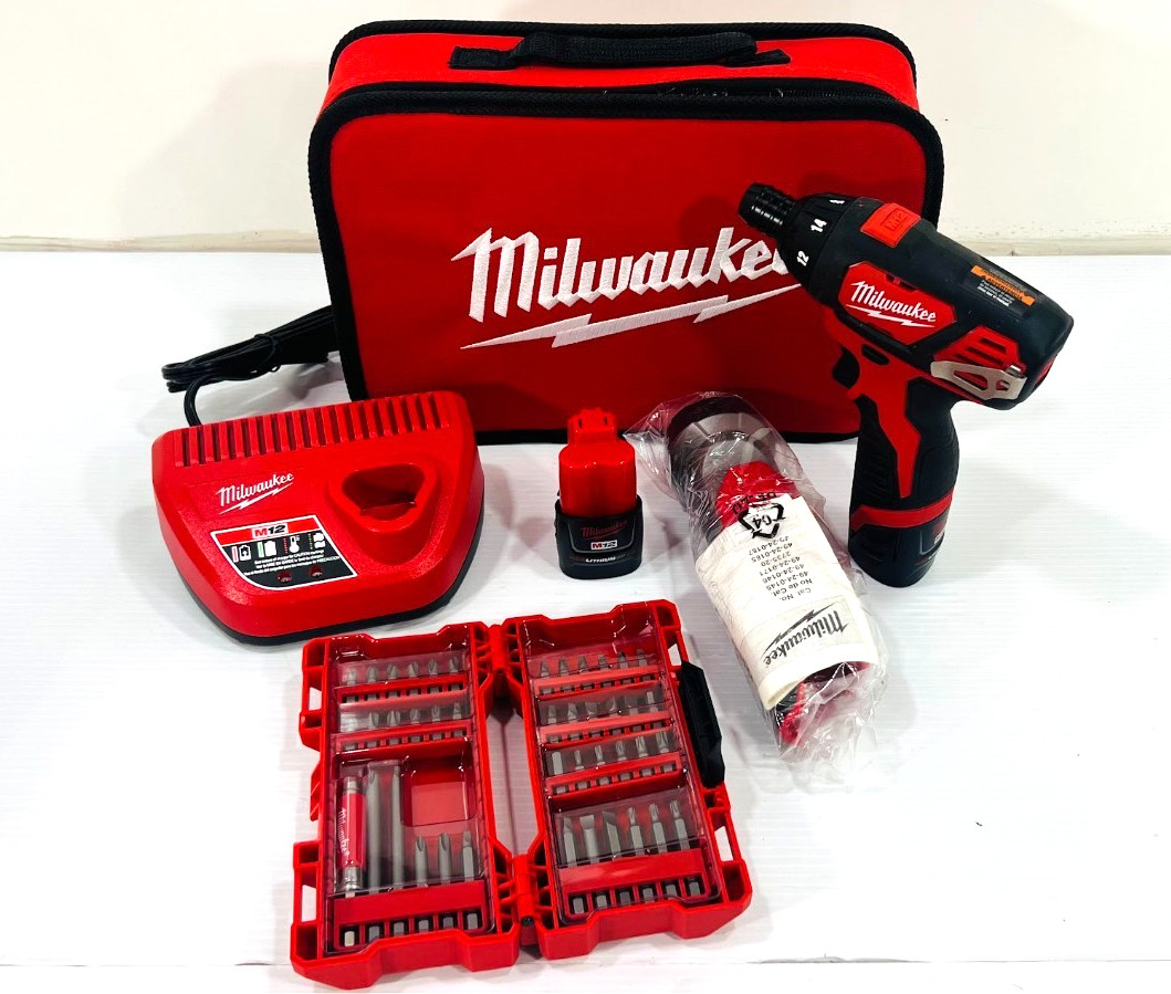 Milwaukee M12 2-Tool Combo Kit with Bit Set 2482-22 gallery