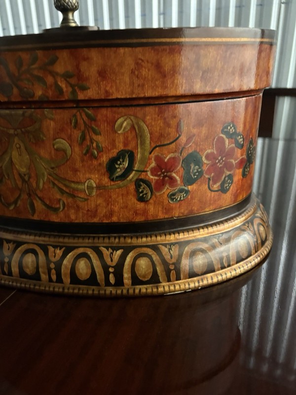 Decorative Chinoiserie Lacquered Storage Box Container w Lid, 19.5" gallery