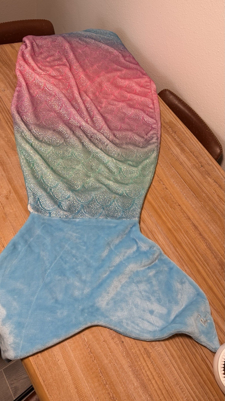 Justice GiMermaid Tail Soft Plus Blanket, Mermaid Scale, Blue Pink Omer Shimmer. gallery