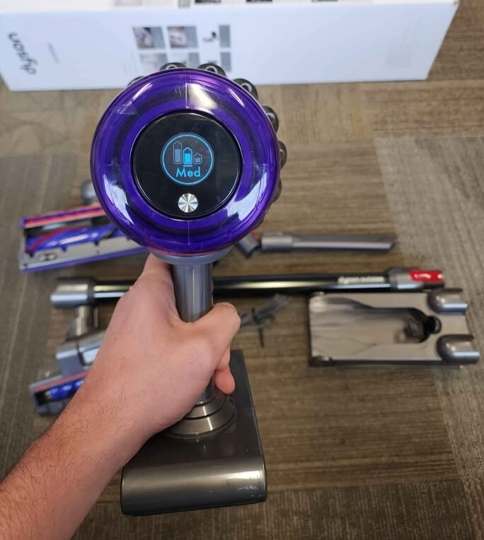 Dyson V11 SV16 XL Torque Drive+ Cordless Vacuum Cleaner - Cleaned and Sanitized gallery