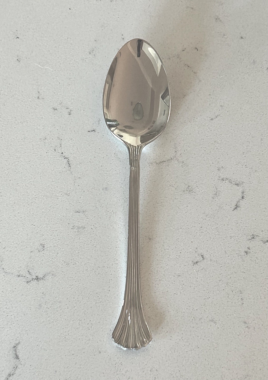 ONEIDA Saratoga Tablespoon(s) Mult Avail 18/10 Stainless Ribbed Scallop-tip NEW gallery