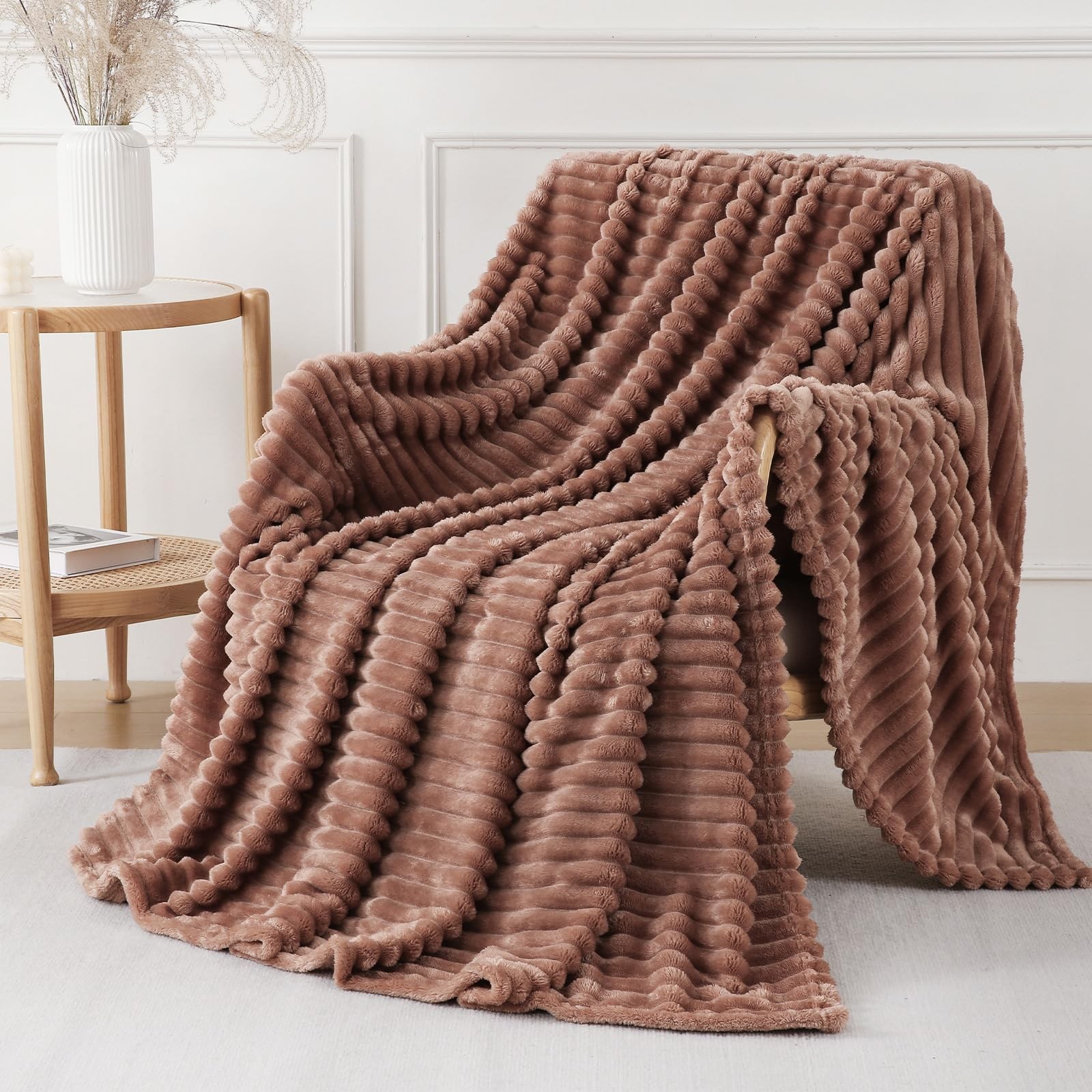 YIICKO Chocolate Throw Blanket for Couch Sofa 60x80 Twin(60"x80"), gallery