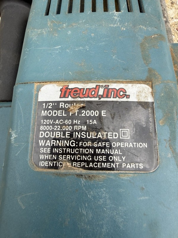 Freud 1/2" Plunge Router Model FT 2000 E, 8,000-22,000 RPM Adjustable, 120V gallery