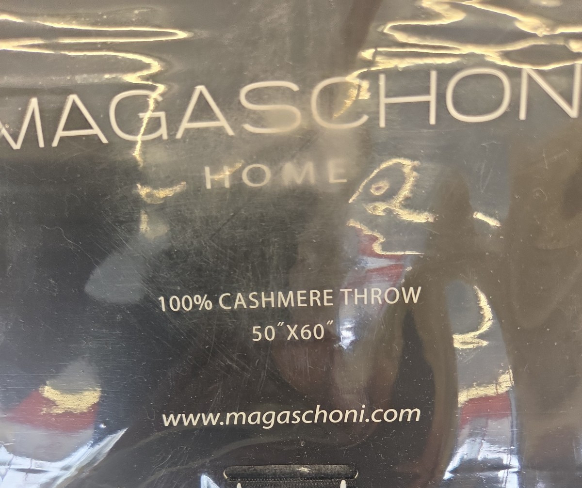 NEW MAGASCHONI HOME 100% CASHMERE THROW BLANKET 50"x60" FLANNEL HEATHR GREY $298 gallery
