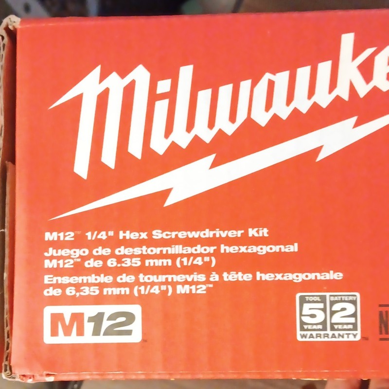 Milwaukee M12 1/4" Hex Screwdriver Kit + 2x M12 Batteries + M12 charger + Case gallery