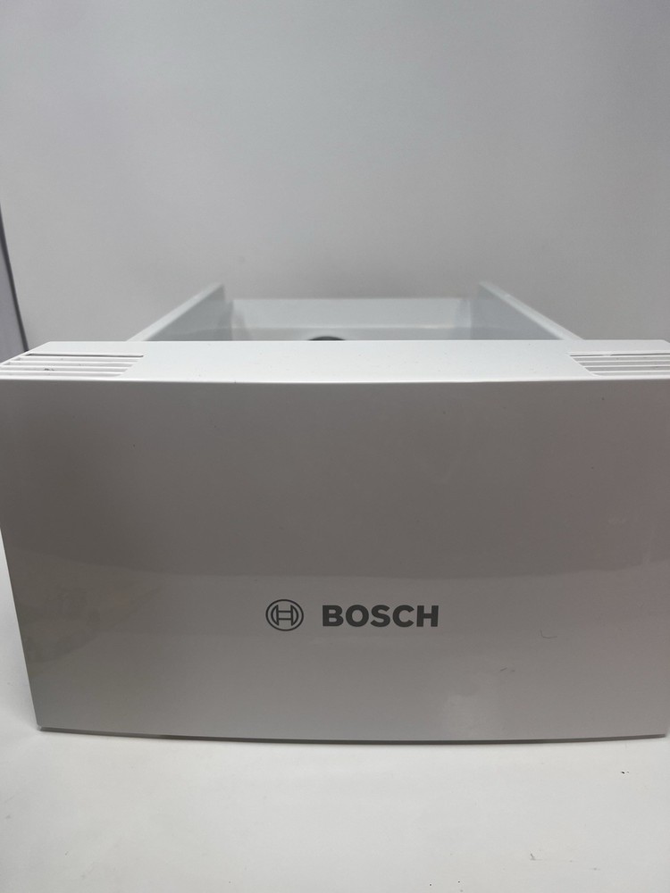 Bosch Refrigerator Ice Maker Part Side By Side B22CS5OSNS Part 60613-238 Freezer