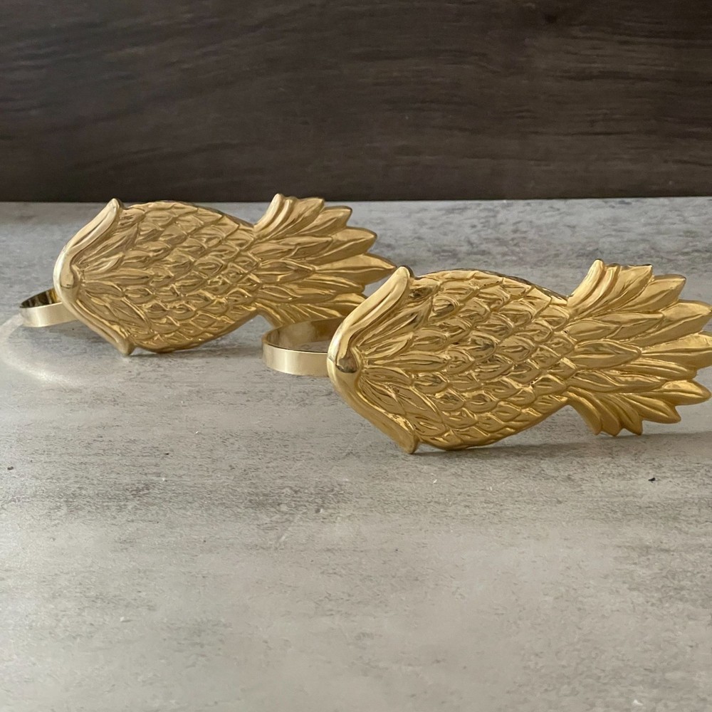 Vintage Two-Piece Set Solid Brass Embossed Pineapple Colonial Curtain Tiebacks
