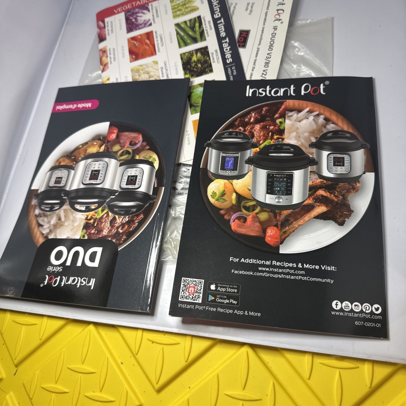 Instant Pot Recipe Booklet & Instant Pot Duo User Manual plus extras gallery