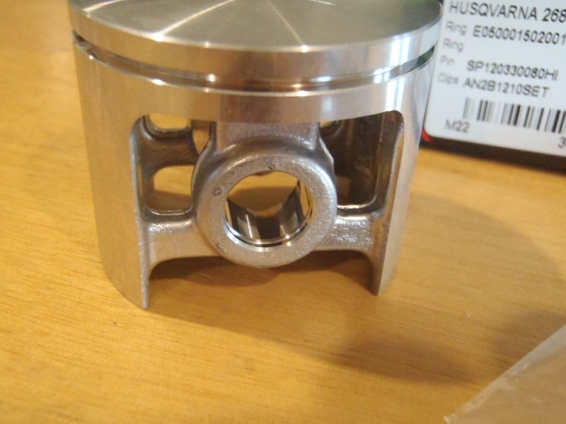 Meteor windowed piston kit for Husqvarna 266 266xp 268 268xp 50mm Caber ring gallery