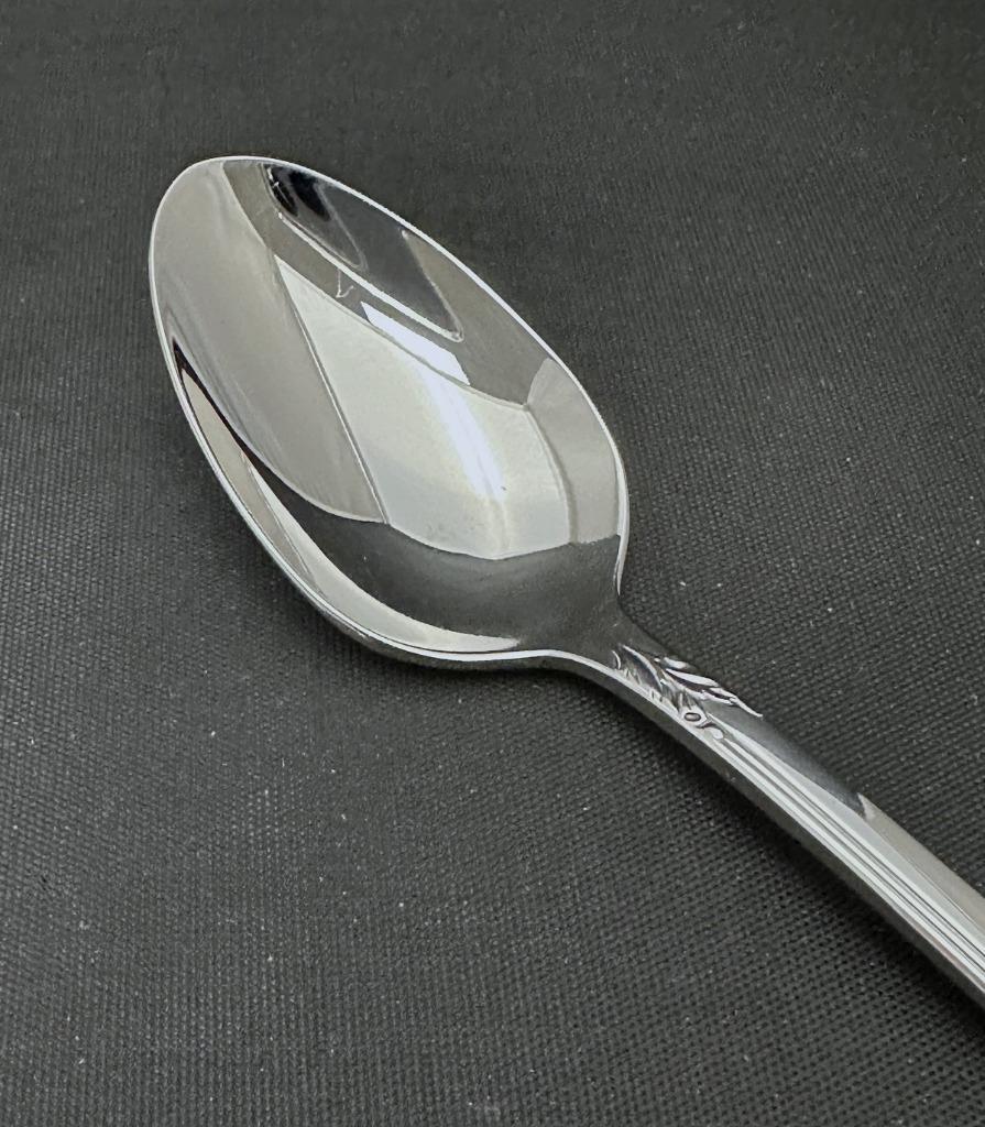 Excellent! ONEIDA Cube Stainless Steel DAMASK ROSE Teaspoon Silverware Flatware gallery