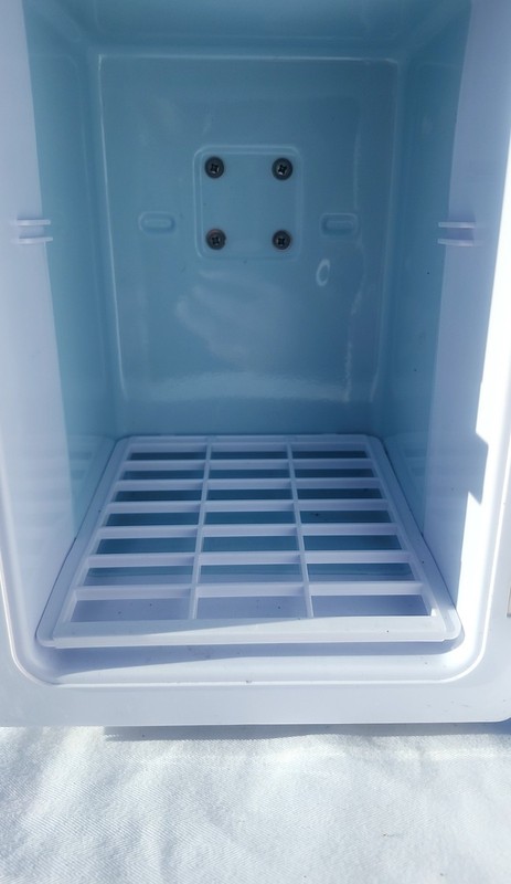 Frigidaire EFMIS171 Retro Mini Portable Personal Fridge - Ideal for Home, Office gallery