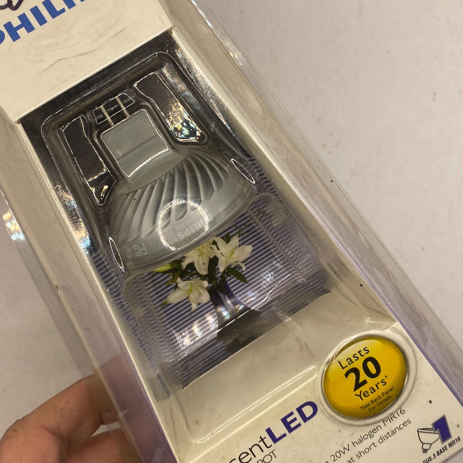 Philips AccentLED Indoor Spot Soft White Light 12 Volts Lasts 35,000 Hours ⭐ gallery
