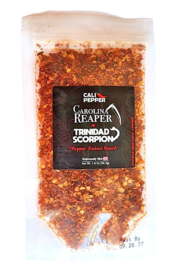 Carolina Reaper & Trinidad Scorpion Pepper Flakes | 1,000,000+ SHU |Free Ship gallery
