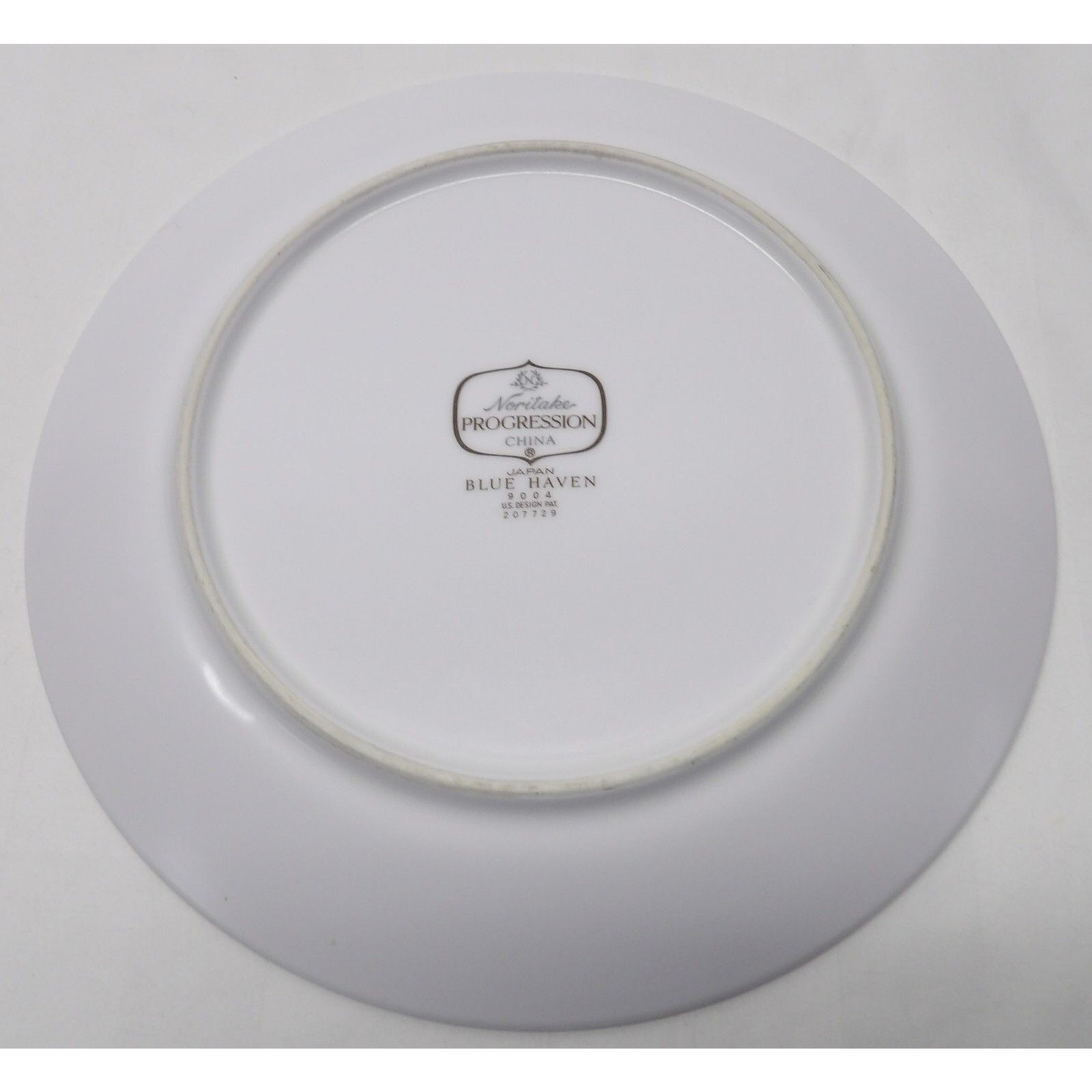 Noritake Progression China 9004 Blue Haven 8.25" Salad Plates Set of 6 gallery