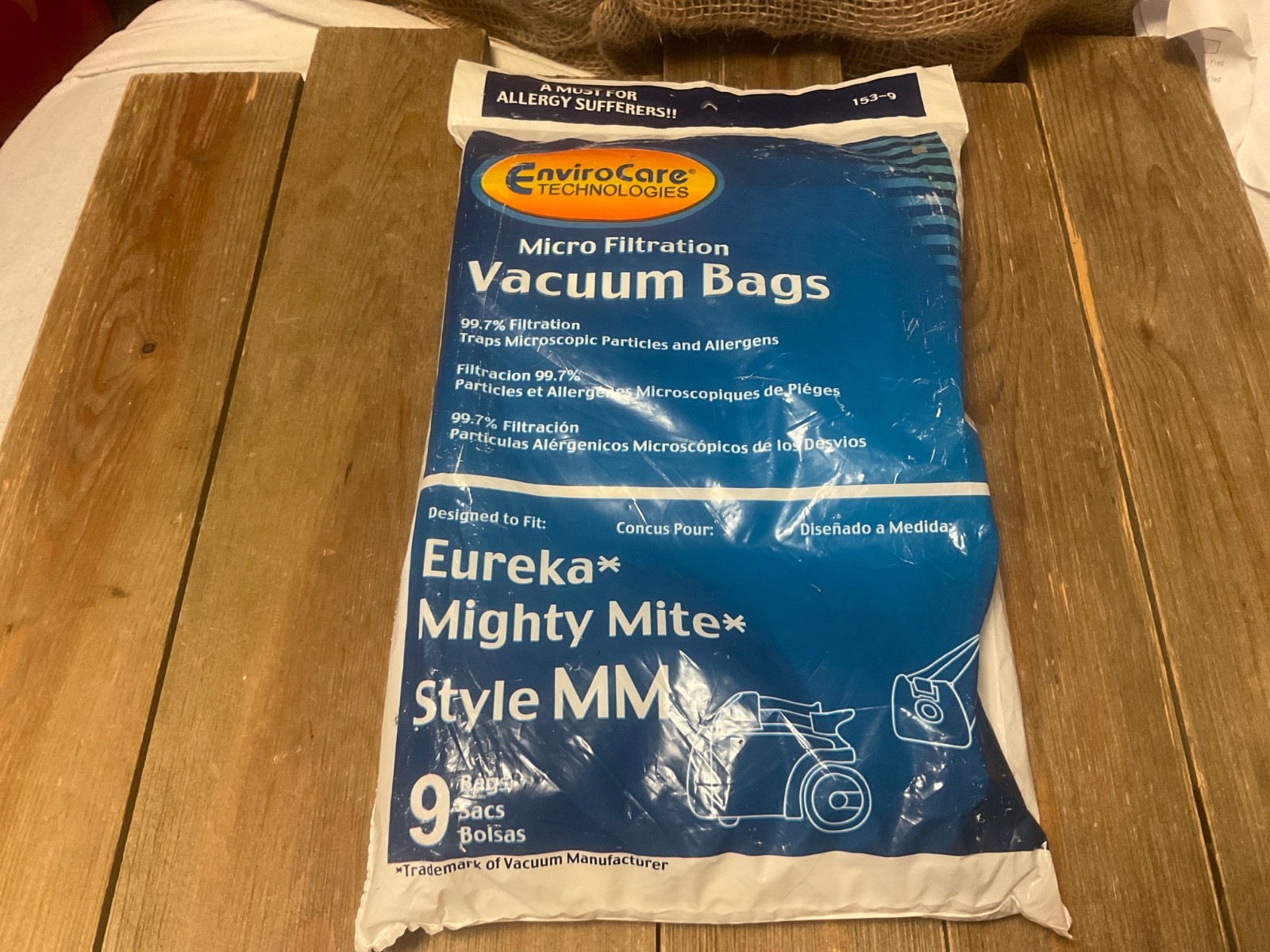 EnviroCare Eureka Style MM Micro-Filtration Vacuum Bags - 9 Pack gallery