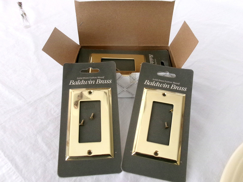 BALDWIN SOLID BRASS CLASSIC SINGLE ROCKER GFCI SWITCH PLATE 4754-030-CD