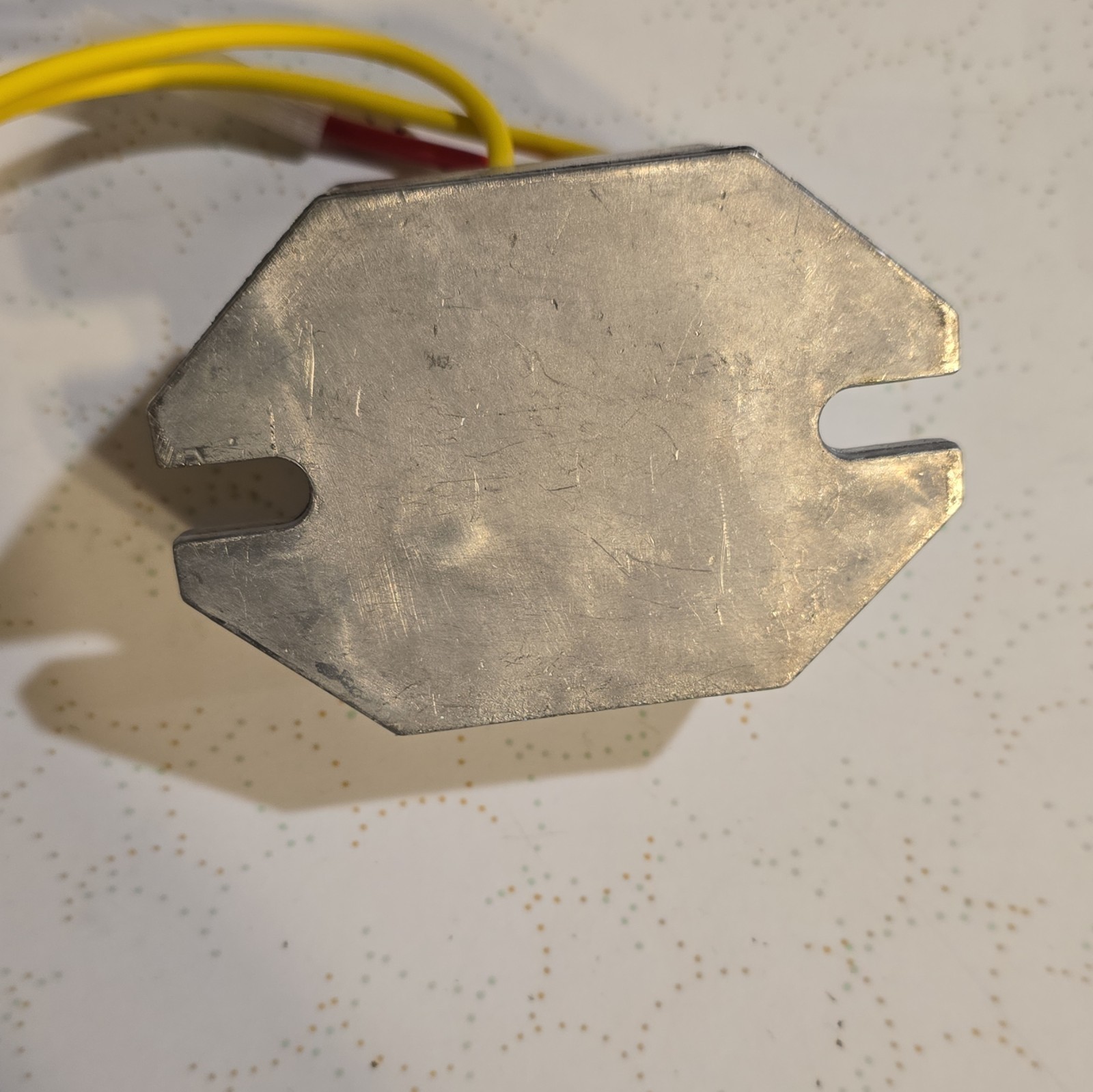 Briggs & Stratton 845907 is a genuine OEM 12-volt, 10–16 amp voltage regulator gallery