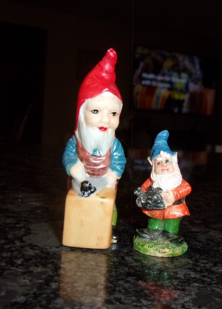MINIATURE GNOME FIGURES - PORCELAIN/RESIN 3" x 1.5 inch - JAPAN - SIGNED gallery