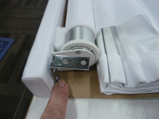 Pottery Barn Belgian Linen Roman Shade White 36x64 Replacement Hardware gallery