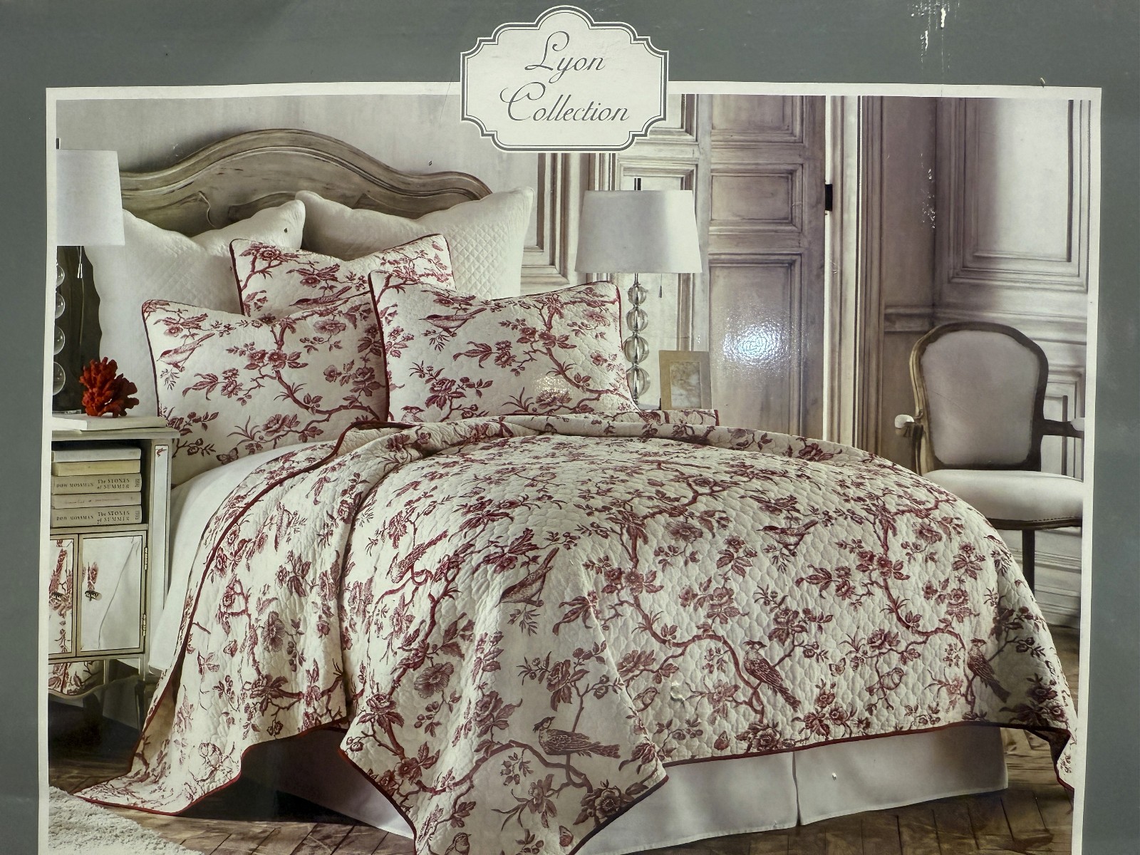 LYON COLLECTION - Red & White Floral Full/Queen Cotton Quilt - 88 x 92 in - NEW gallery