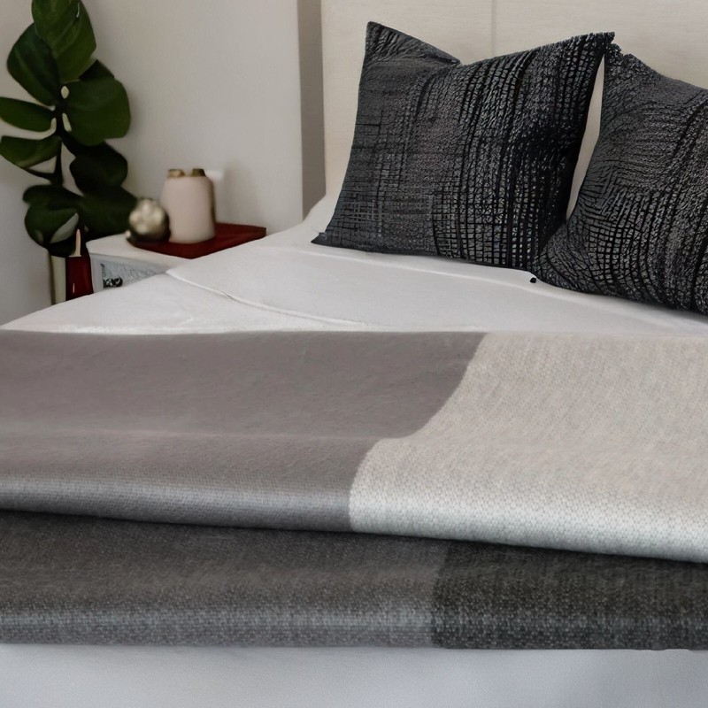 Super Soft Gray & Black | Alpaca Wool Blanket Queen Size gallery