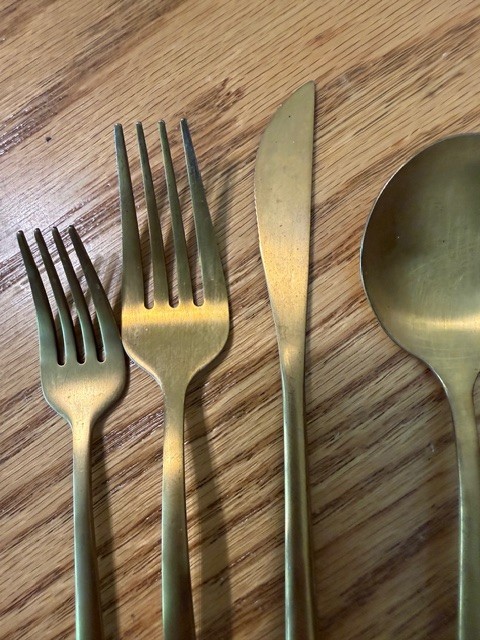 Gold Flatware 34 Piece 5 Complete Place Settings Stainless Steel Long Trim Style gallery