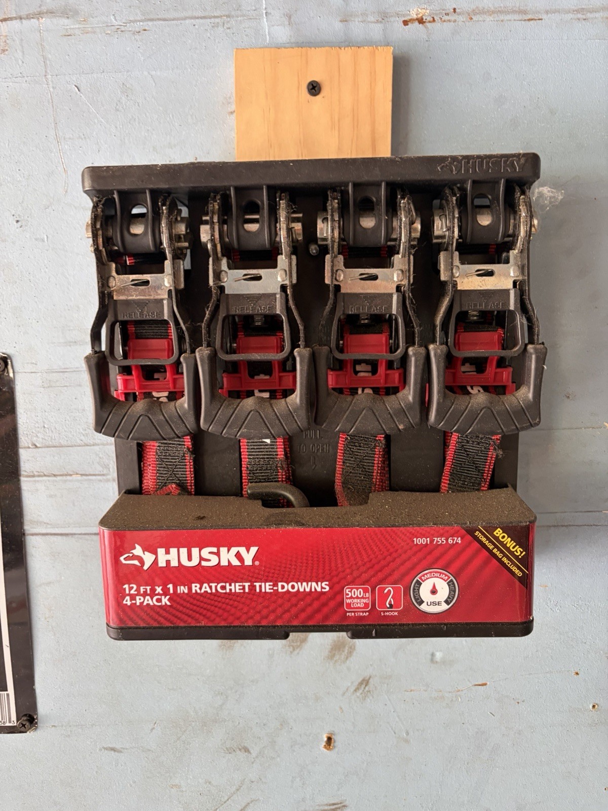 HUSKY RATCHET TIE-DOWN STRAPS 4-PACK 1 in. x 12 ft. Quick Release Hook 500 lbs. gallery