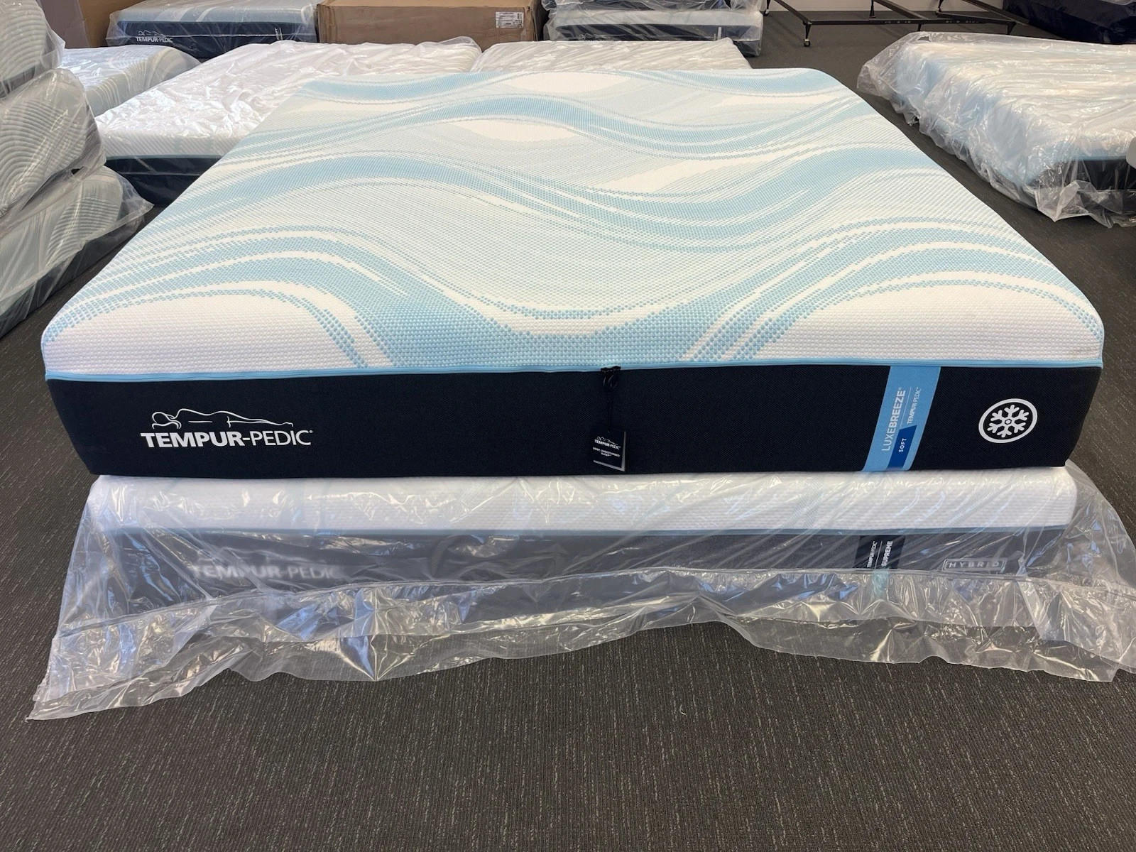 TEMPURPEDIC LUXEBREEZE 2.0 SOFT – CALIFORNIA KING MATTRESS – BRAND NEW gallery