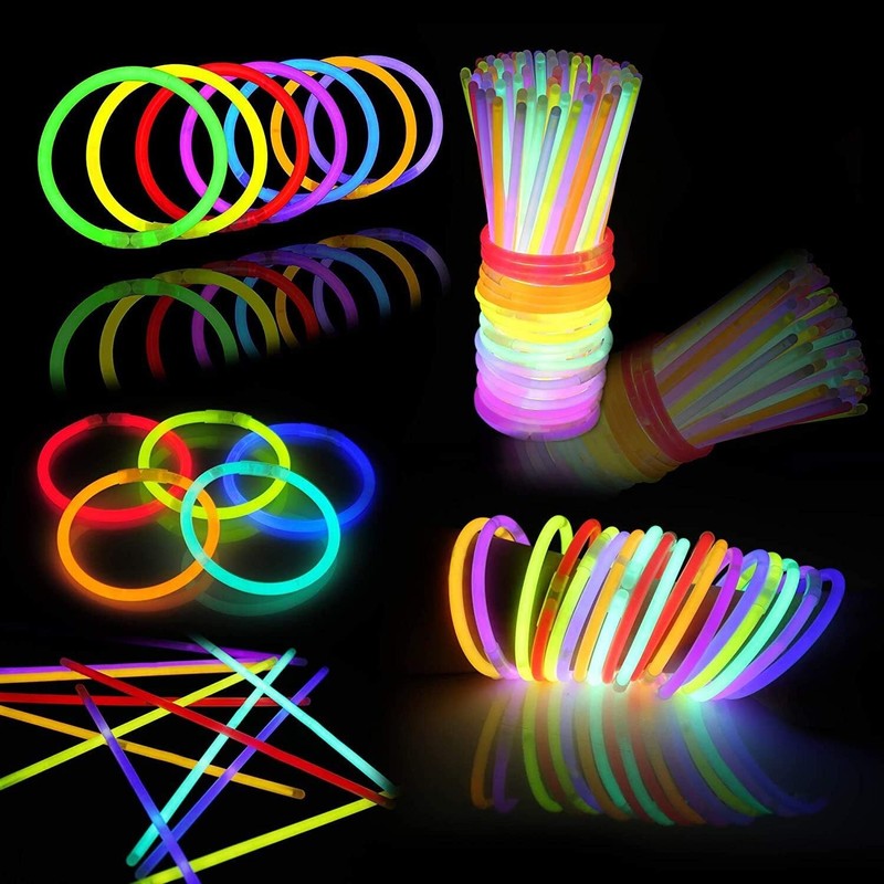 800 Pcs Bulk 8" Glowsticks Bracelets Necklaces, Glow in the Dark Neon Easter gallery