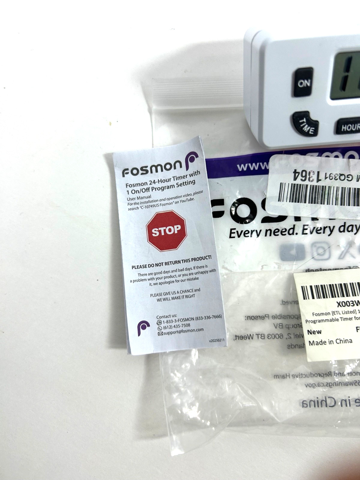 Fosmon Genuine C-10749US 24 Hour Programmable Timer 125VAC 60Hz LCD (2) gallery