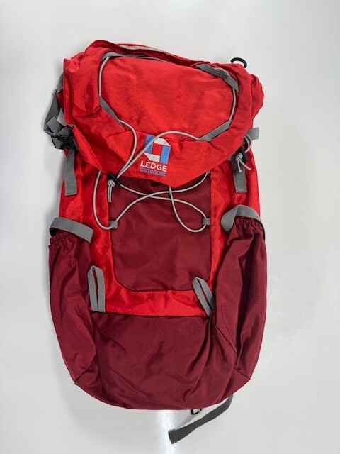 ** LEDGE OUTDOORS ** HIKING BACKPACK  ‘ 30L WITH HYDRATION BLADDER ‘-NEW RED