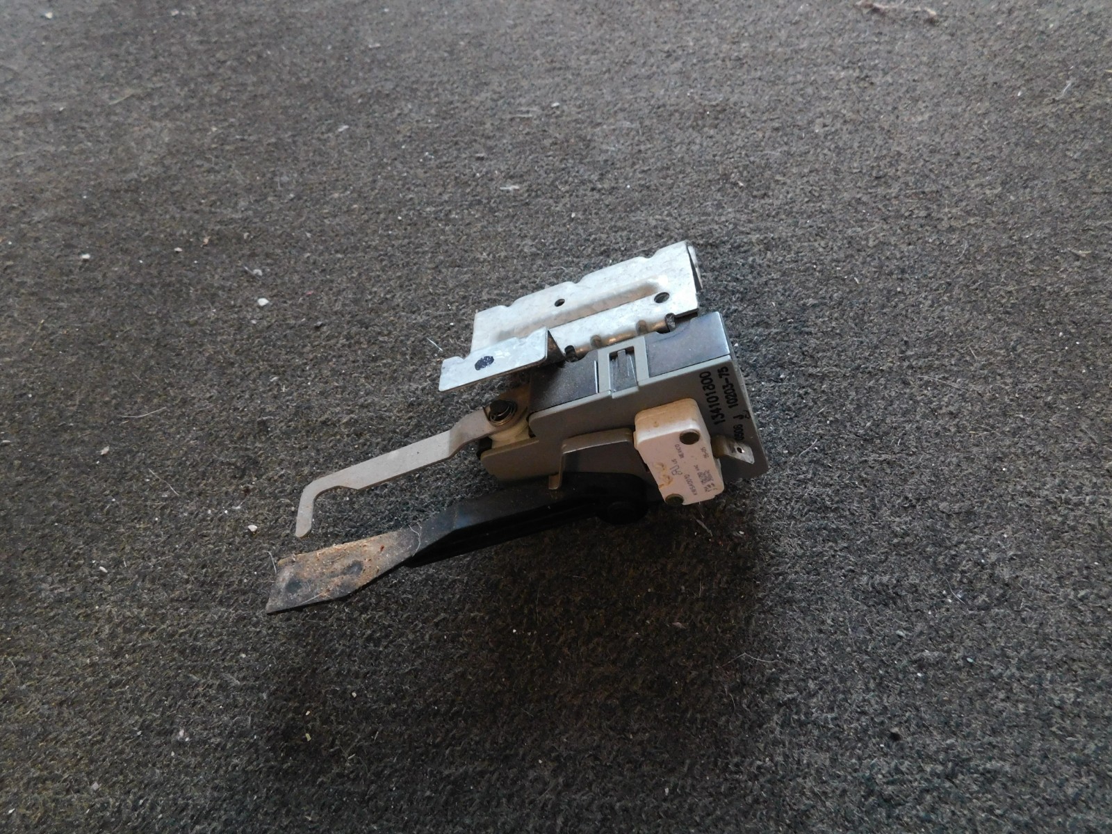Frigidaire Washer Lid Lock Switch Assembly, 134101800 gallery