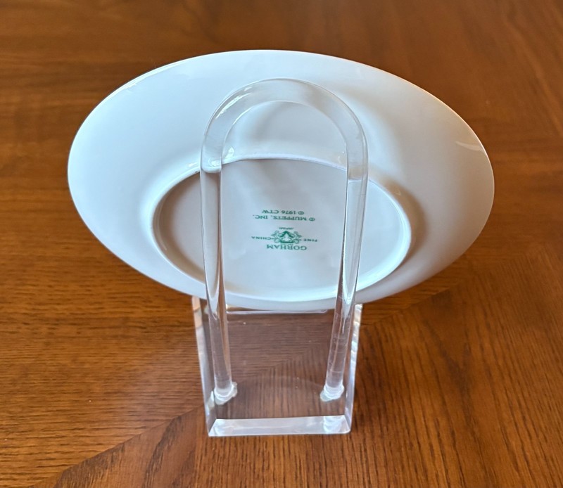 Plate Display Stand Medium Size 7"H Clear Lucite Holds up to 7 1/2" Plate gallery