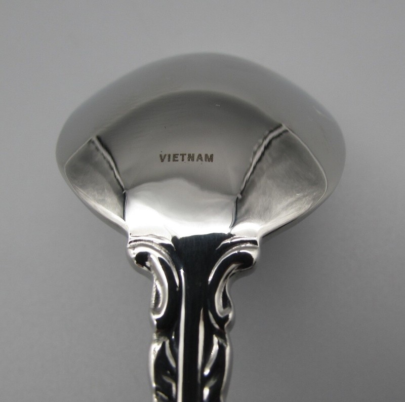 Reed & Barton - 1800 - Pattern 18/10 Stainless Flatware / Silverware NEW gallery