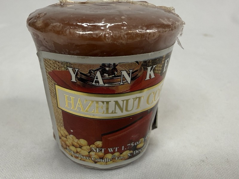 Yankee Candle Sampler Size Vanilla Hazelnut Coffee 1.75 oz Sealed gallery