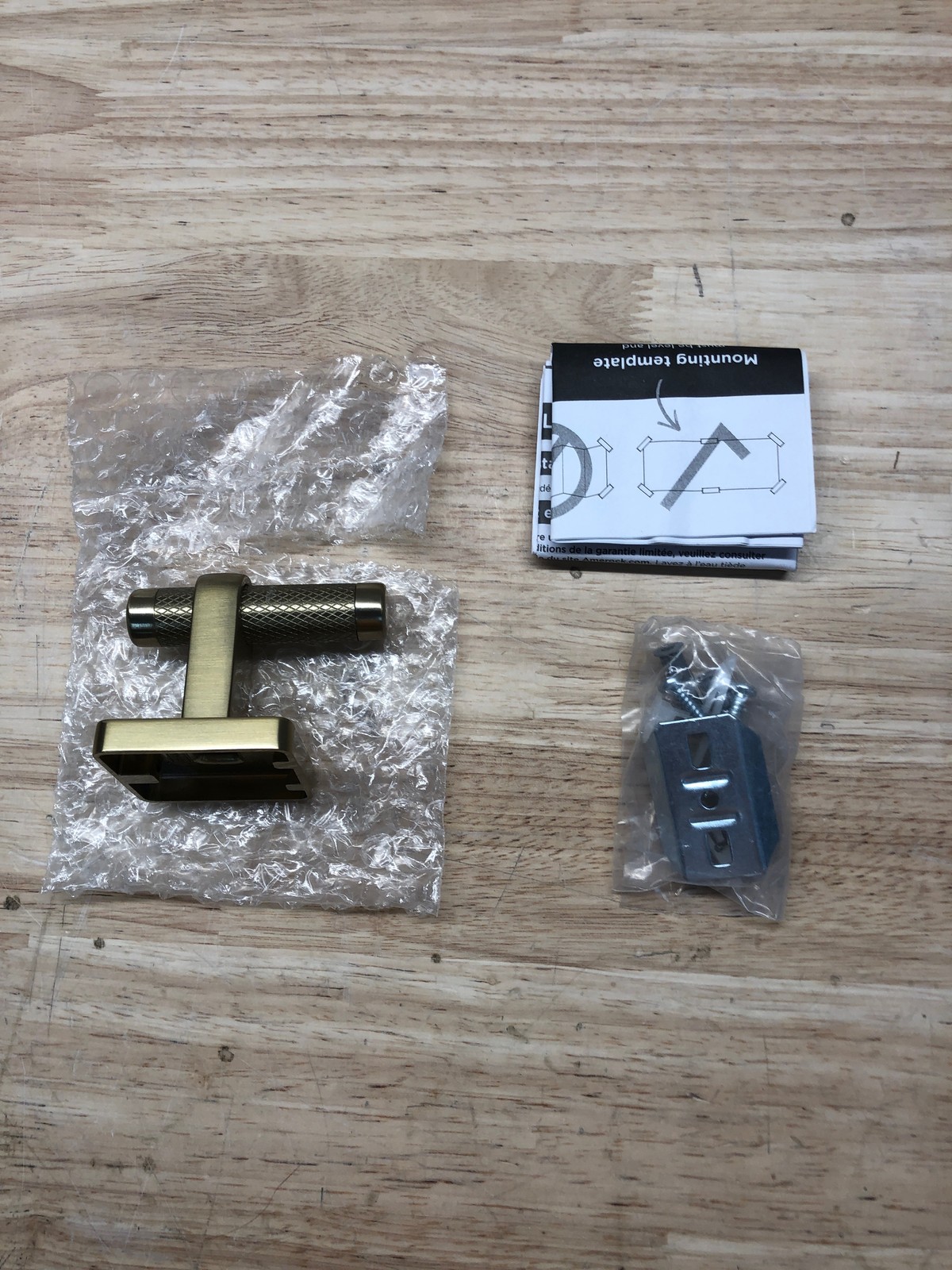 Amerock BH36563BBZ Esquire Robe Hook - Golden Champagne gallery