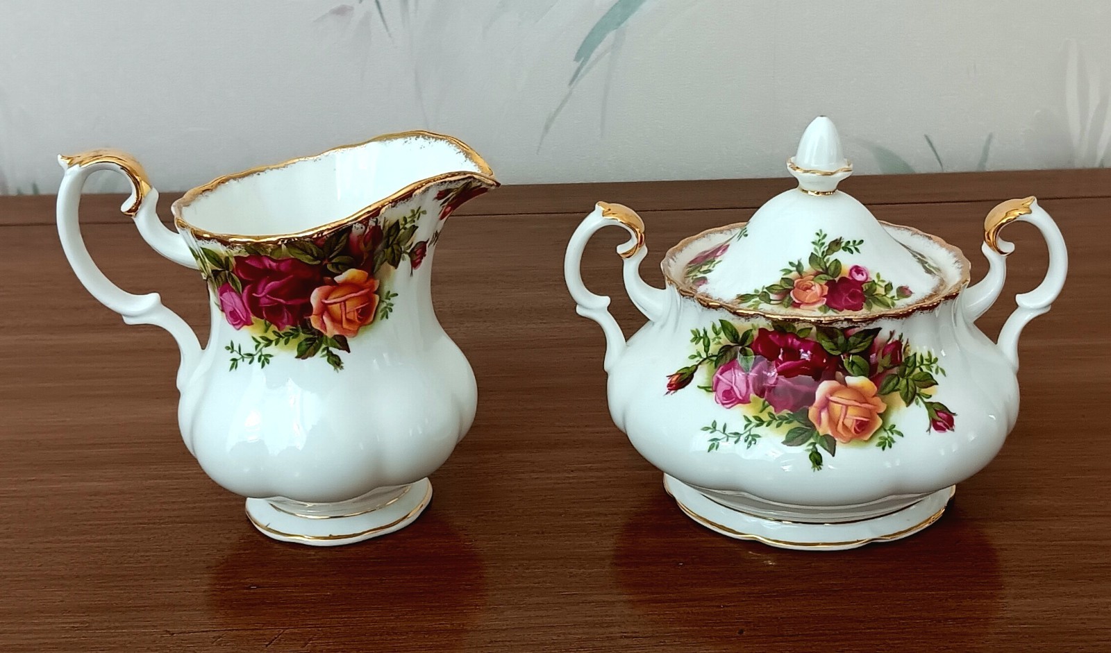 Royal Albert Old Country Roses China Set of Creamer and Sugar Bowl with Lid gallery