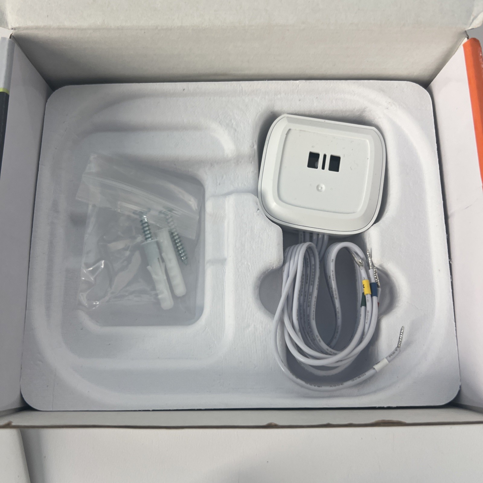 CE Wi-Fi and Bluetooth Smart Programmable Thermostat Powered by Hubspace gallery