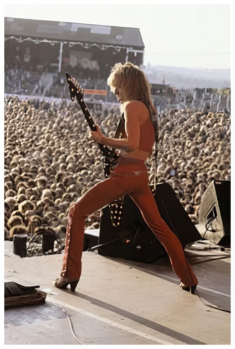 Randy Rhoads Poster 24x36 Inch Iconic Photo ULTRA Rare Wall Art Print - RR28 gallery