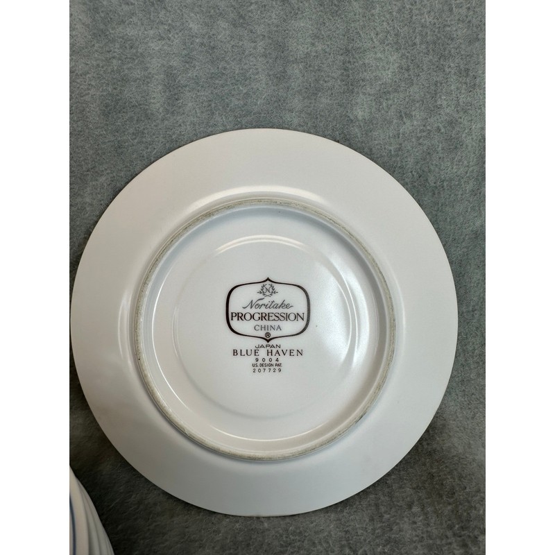 Noritake Progression Blue Haven 6" Saucers Set of 6 China Floral Blue White gallery