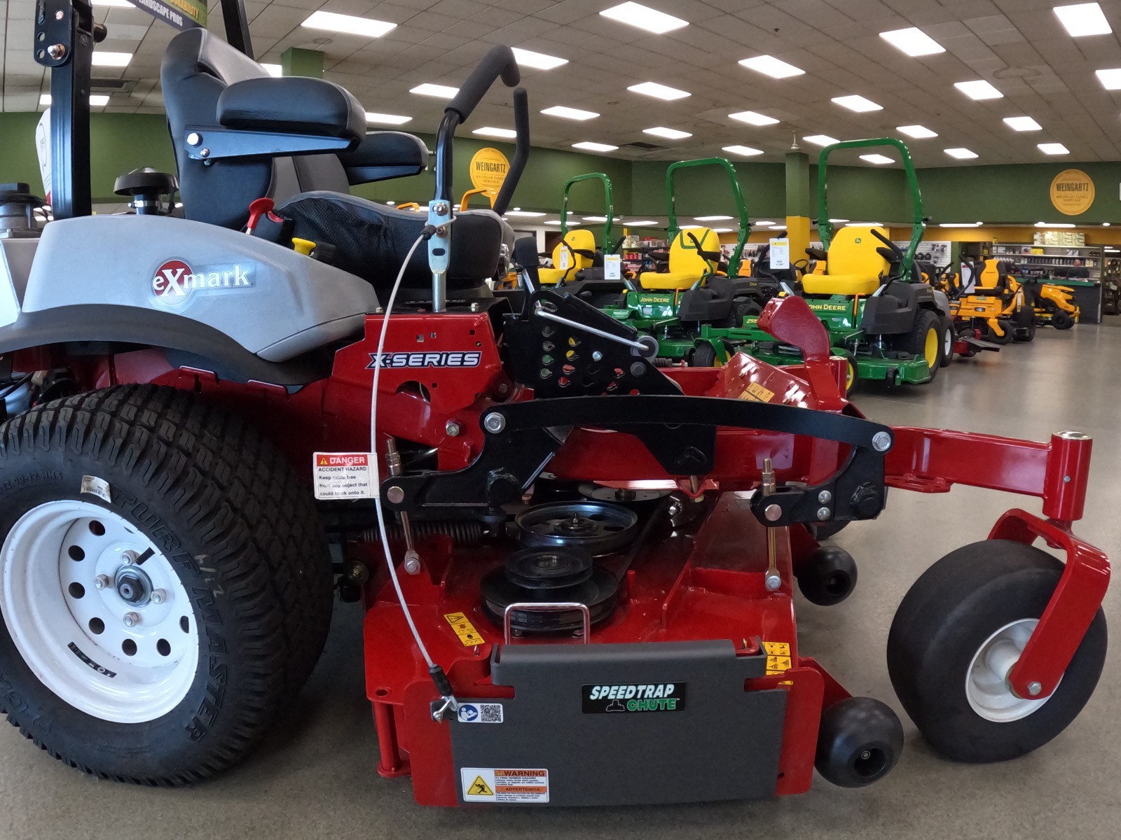Speedtrap® Chute Blocker Exmark® Lazer Z® Next Gen 48/52/60/72 30 Sec. Install gallery