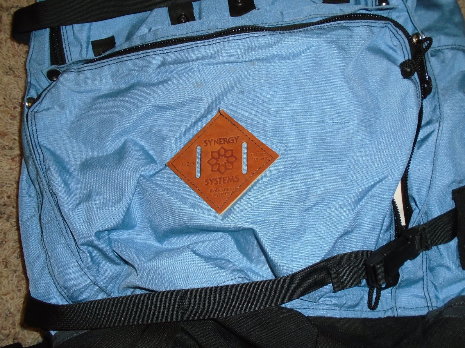 VTG 1 Synergy Works Backpack - - Backpacking - Internal Frame 3