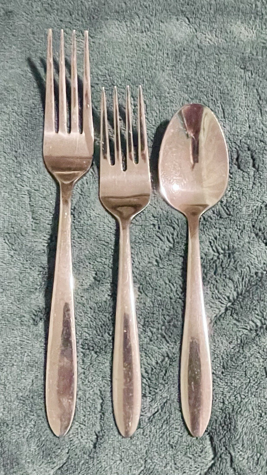 ONEIDA MOONCREST STAINLESS FLATWARE LOT OF 3! gallery