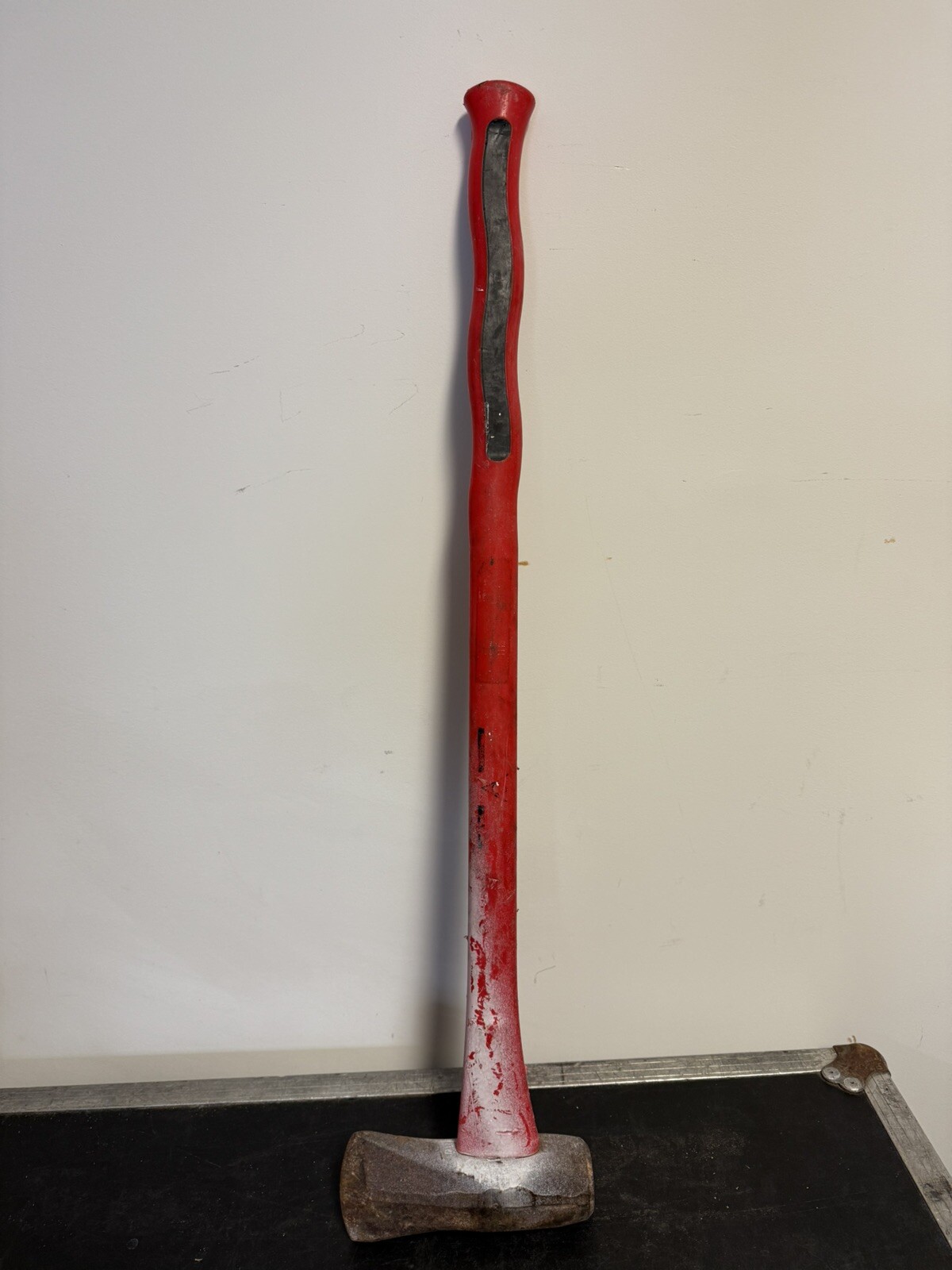 True Temper Total Control 10 LB Wood Splitting Axe Fiberglass Handle 3 FT gallery