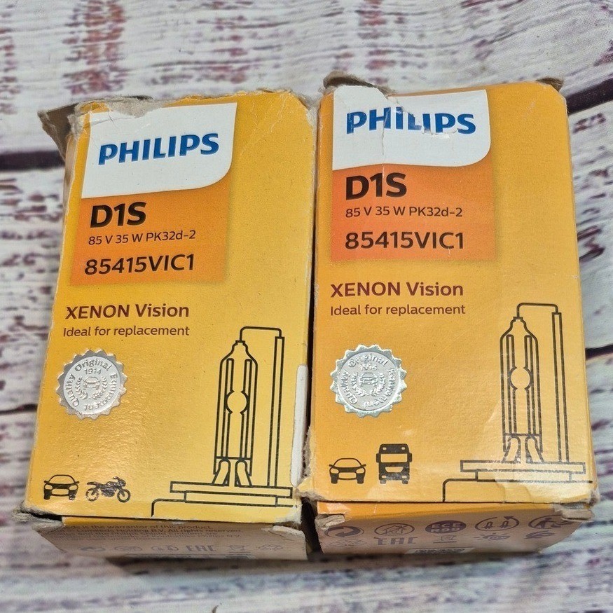 Philips D1S Headlight Xenon Vision HID Bulbs 85V 35W 85415VIC1 Pair - 2 PACK gallery