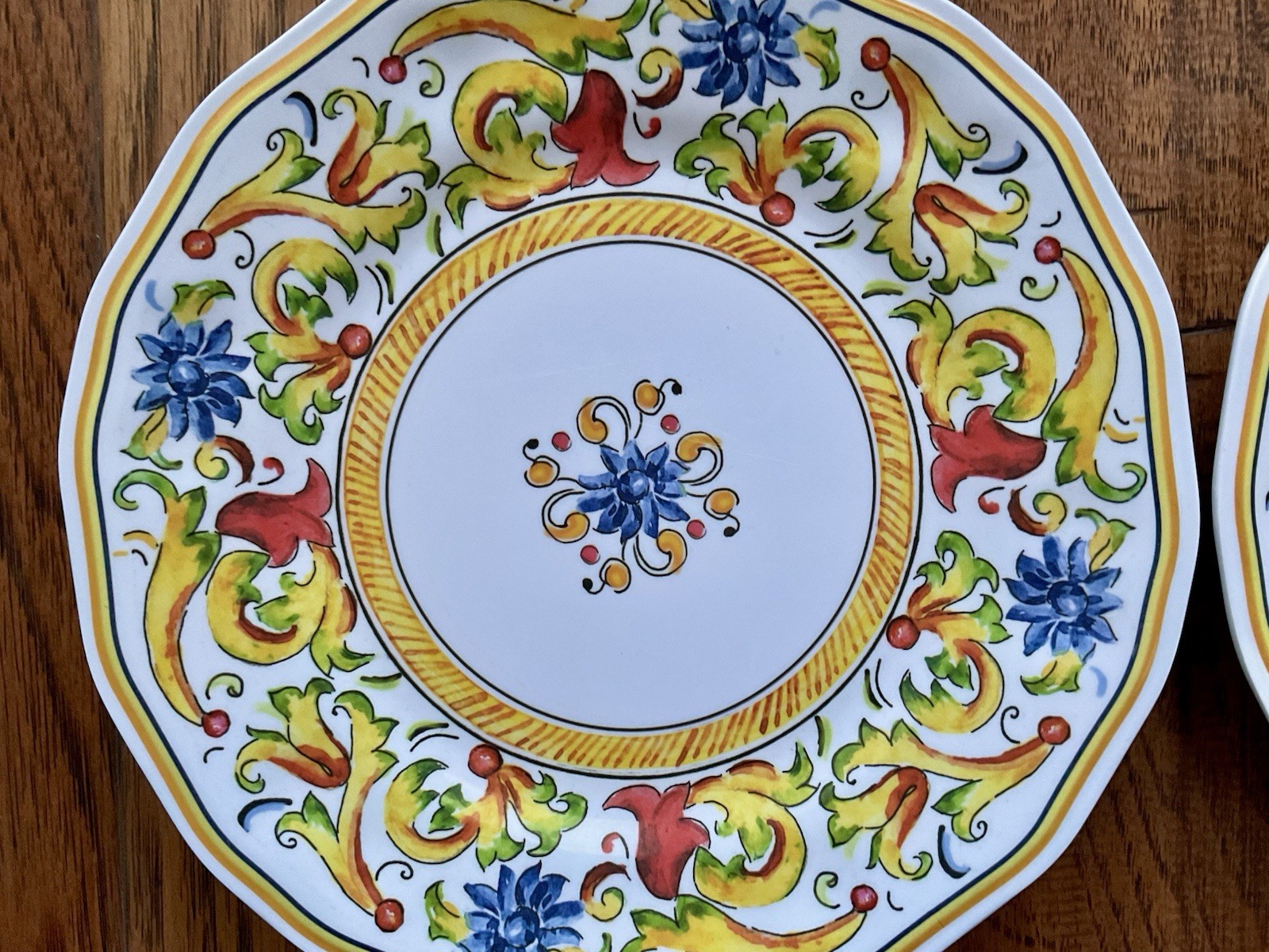 Listing For Katbot_85 Sur La Table Floreale Melamine Plates Set of 7 9”Floral gallery